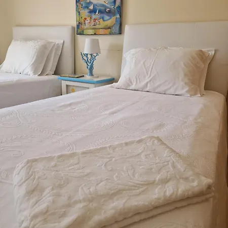 Maresia Apartman *