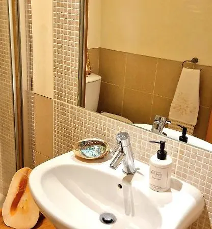 Maresia Apartment *
